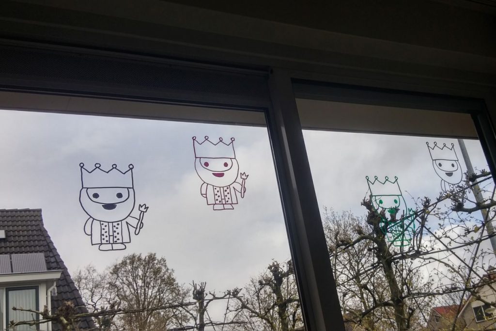 koning op het raam